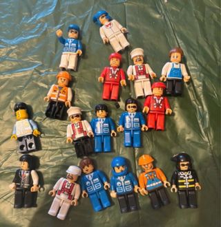 Lotto 15 Personaggi Lego City
