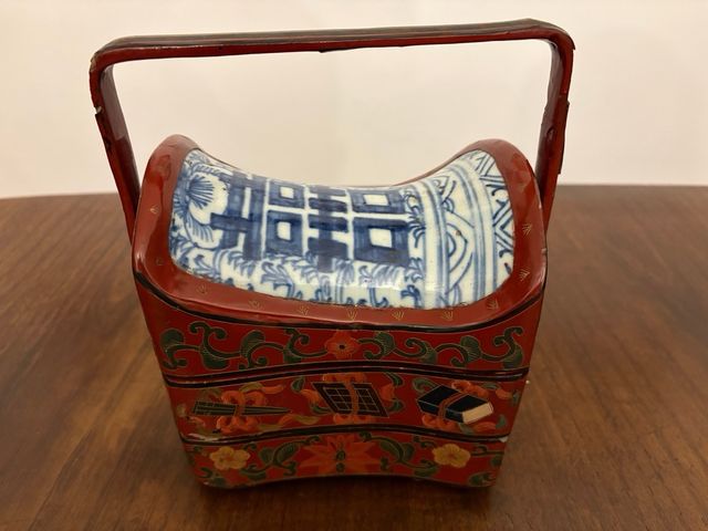 Caja almuerzo lacada china antigua