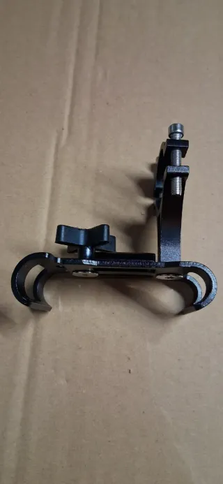 Soporte móvil manillar ajustable