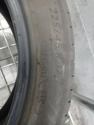 Neumáticos 225/45R17