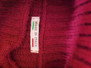 Jersey cuello alto estampado