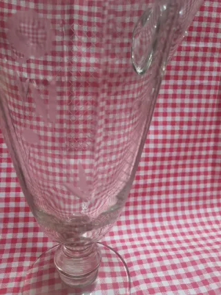 Jarra de cristal antigua