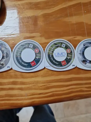 PSP Sony + 7 UMDs