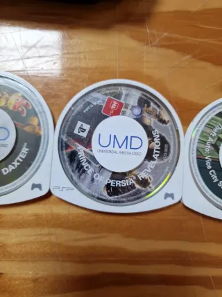 PSP Sony + 7 UMDs