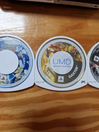 PSP Sony + 7 UMDs