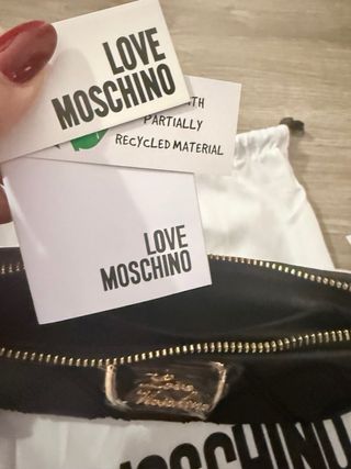 Bolso Hombro Love Moschino Negro Acolchado