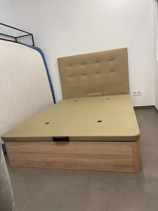 Canapes y colchónes offerta