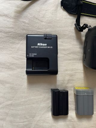 Cámara Nikon D7200 + Accesorios