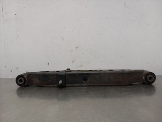 BRAZO SUSPENSION INFERIOR TRASERO DERECHO NISSAN