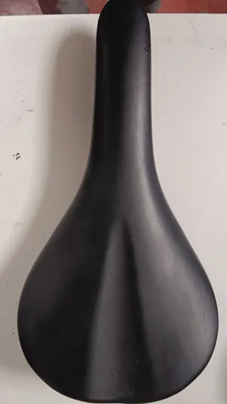 Sillín ciclismo Fabric negro