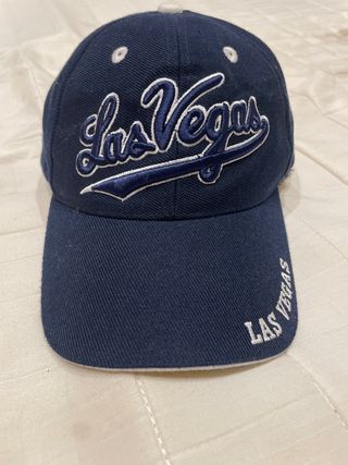 Gorra azul Las Vegas bordada