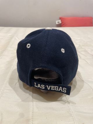 Gorra azul Las Vegas bordada