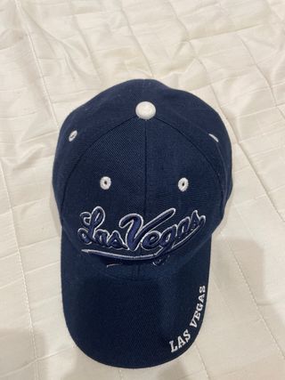Gorra azul Las Vegas bordada
