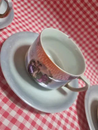 Juego 3 tazas y platos porcelana antigua