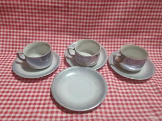 Juego 3 tazas y platos porcelana antigua