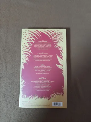 2 CDs y 4 Dvd Música Compilation