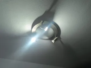 Lámpara de techo moderna metal y madera