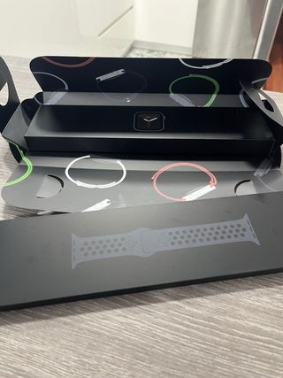 Apple Watch SE 44mm Cellular Nike