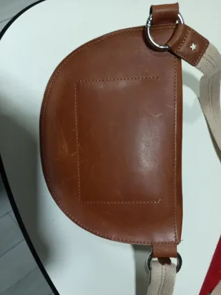 Riñonera Bellerose cuero marrón tachuelas