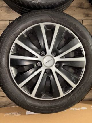 4 Llantas 205/55R16 Goodyear y Michelin