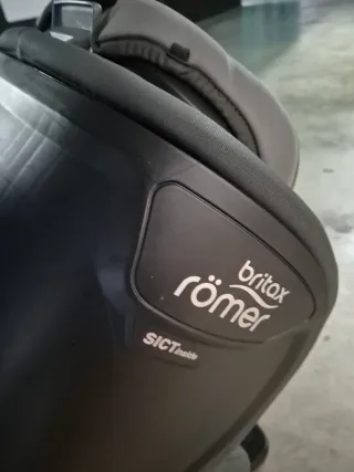 Silla de coche Britax Römer DUALFIX Plus.