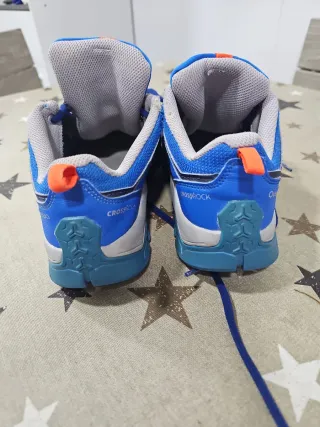 Zapatillas montaña niño T. 37-38