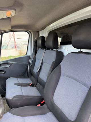 Opel Vivaro 2015