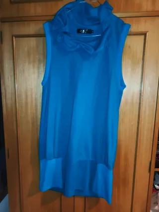 Vestido sin mangas azul