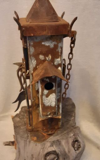 TORRE RÚSTICA HIERRO OXIDADA