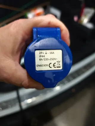 Adaptador Enchufe Caravana