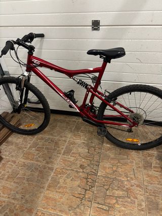 Bicicleta Rockrider 26 Roja.