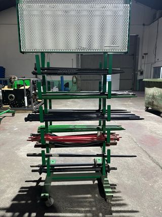 Pincho pantalla paja / Pus carga pacas