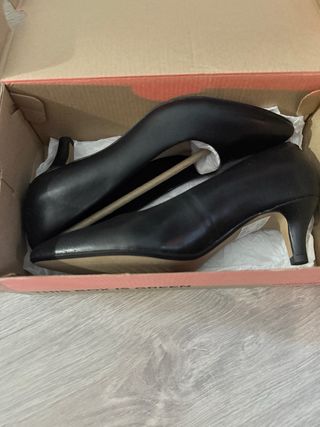 Zapato tacón Clarks Linvale Jerica Negro