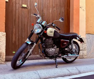 Moto Mash 400cc Special Edition