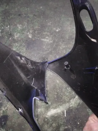 Frontal Yamaha R1 2005-2006 para reparar