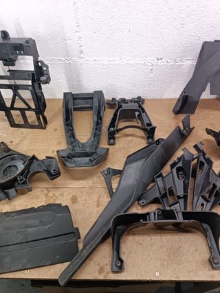 Plastico BMW F800 R GT S ST cubierta soporte pieza