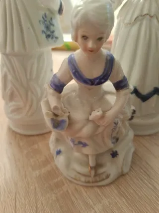 Figuras de porcelana familia Taiwán