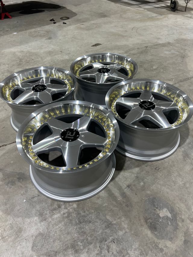 Llantas 17 Tipo OZ FUTURA