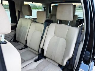 Land-Rover Discovery 4 3.0 TDV6 SE con 7 PLAZAS, CÁMARA TRASERA...