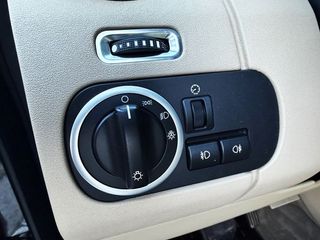 Land-Rover Discovery 4 3.0 TDV6 SE con 7 PLAZAS, CÁMARA TRASERA...