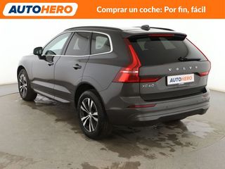 Volvo XC60 2.0 B4 Mild-Hybrid Momentum Pro 2WD