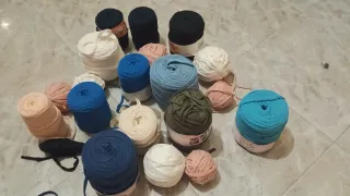 Ovillos de trapillo varios colores