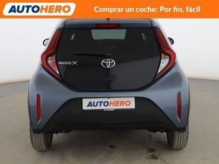 Toyota Aygo X Cross 1.0 Play