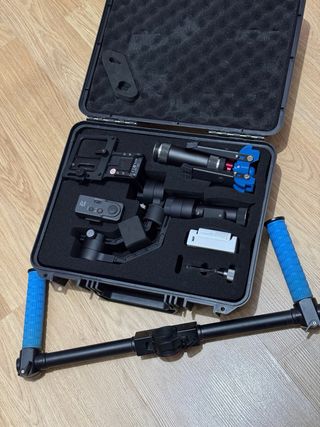 Estabilizador Zhiyun Crane M