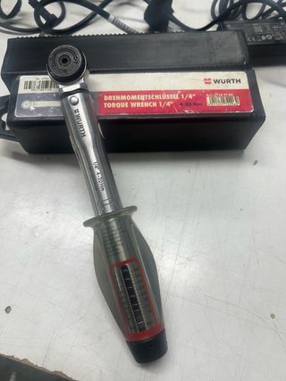 Llave dinamométrica Würth 1/4 4-20 Nm