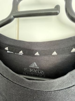 Camiseta Adidas Negra
