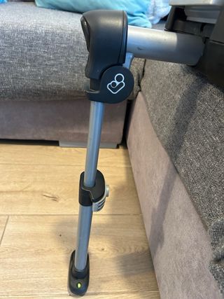 Maxi-Cosi Cabriofix con base y saco