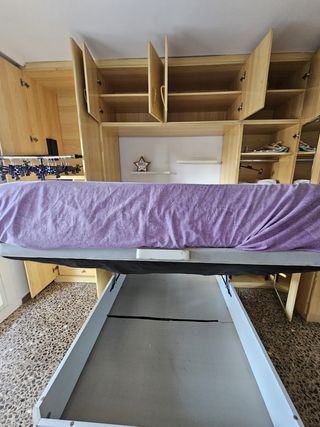 Armarios, cajonera y canapé 1,35m