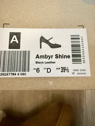 Zapatos de tacón Clarks negros