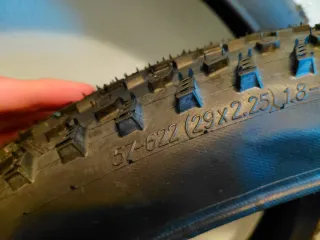 2 Cubiertas Schwalbe 29" (Racing Ray y Ralph)